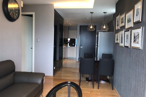 Condo in Bangkok, Thailand, 2 bedrooms  № 143712 - photo 7