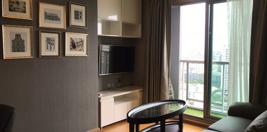 Condo in Bangkok, Thailand, 2 bedrooms  № 143712