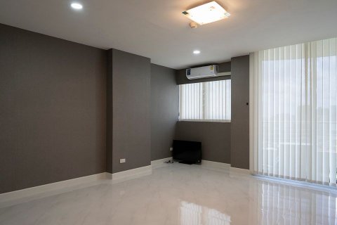 Condo à Bangkok, Thaïlande, 1 chambre  № 143711 - photo 1