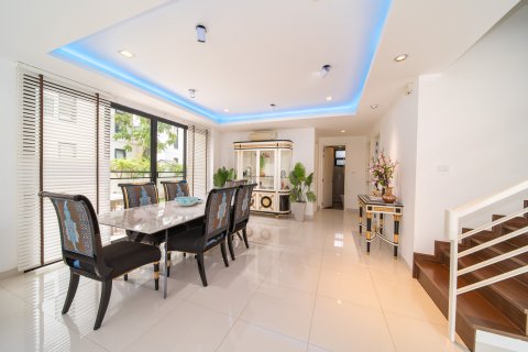 Villa à Phuket, Thaïlande 5 chambres № 159283 - photo 4