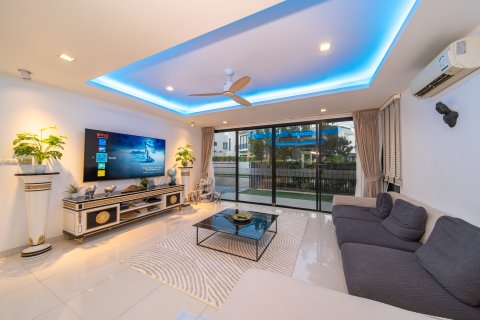 Villa à Phuket, Thaïlande 5 chambres № 159283 - photo 2