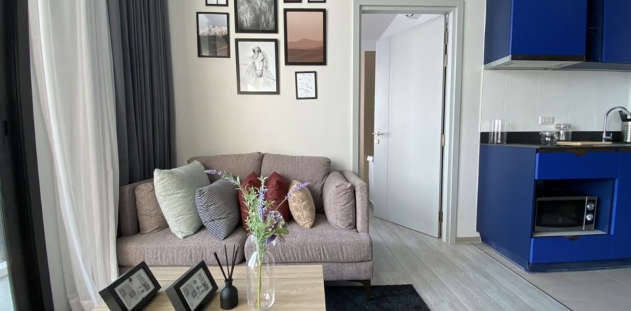 Studio in the Condo in Watthana, Bangkok, Thailand № 159284