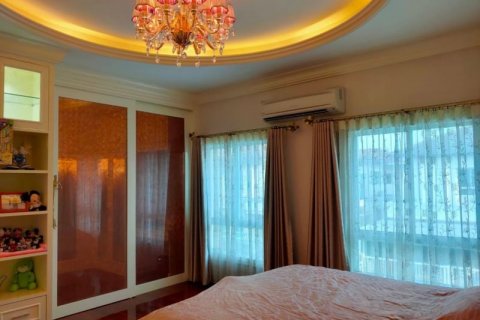 Villa à Taling Chan, Bangkok, Thaïlande 4 chambres № 134058 - photo 12