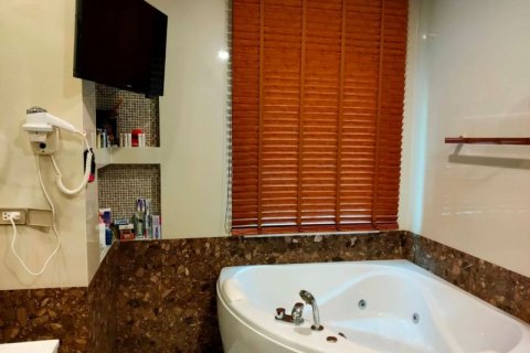 Villa à Taling Chan, Bangkok, Thaïlande 4 chambres № 134058 - photo 11