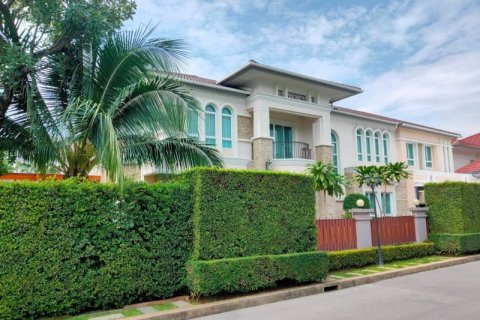 Villa à Taling Chan, Bangkok, Thaïlande 4 chambres № 134058 - photo 1