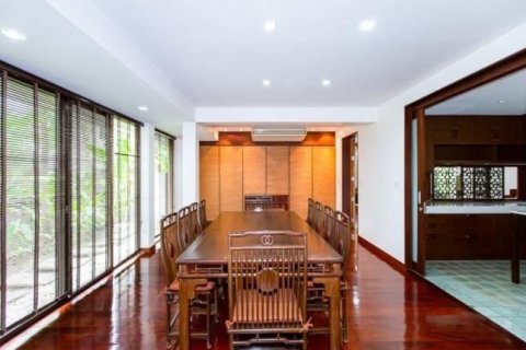 Вилла в Ваттхане, Бангкок, Таиланд с 4 спальнями  № 134064 - фото 9