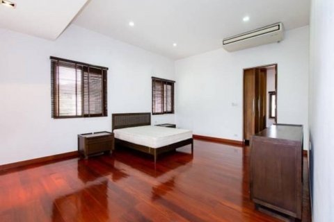 Вилла в Ваттхане, Бангкок, Таиланд с 4 спальнями  № 134064 - фото 19