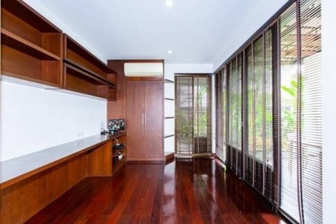 Вилла в Ваттхане, Бангкок, Таиланд с 4 спальнями  № 134064 - фото 8