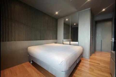 Condo in Sathon, Bangkok, Thailand, 2 bedrooms  № 134060 - photo 13