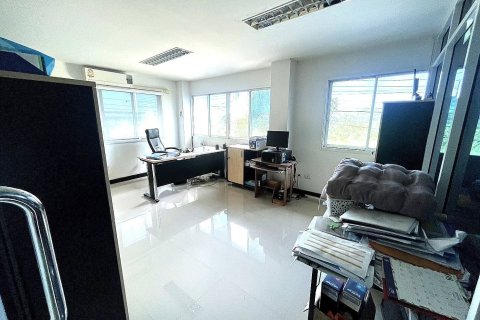 Office in Pathum Thani, Thailand № 153101 - photo 2