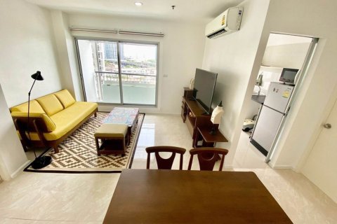 Condo in Khlong Toei, Bangkok, Thailand, 2 bedrooms  № 153103 - photo 3