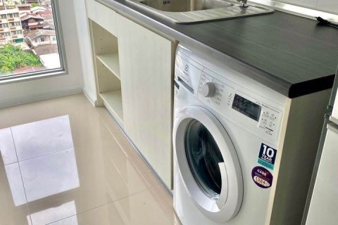 Condo in Khlong Toei, Bangkok, Thailand, 2 bedrooms  № 153103 - photo 15