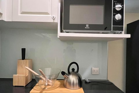 Condo in Watthana, Bangkok, Thailand, 2 bedrooms  № 147966 - photo 14