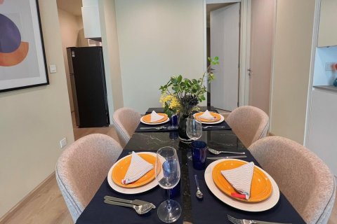 Condo in Watthana, Bangkok, Thailand, 2 bedrooms  № 147966 - photo 6