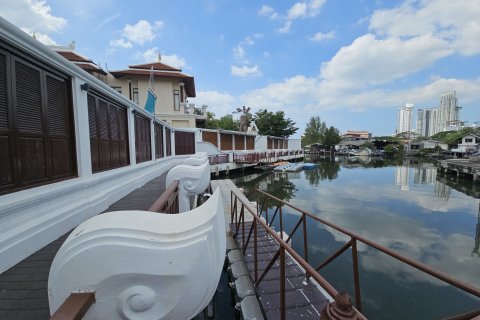 Maison à Pattaya, Thaïlande 4 chambres № 147972 - photo 4