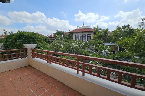 Maison à Pattaya, Thaïlande 4 chambres № 147972 - photo 14