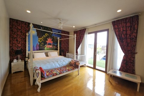 Maison à Pattaya, Thaïlande 4 chambres № 147972 - photo 9