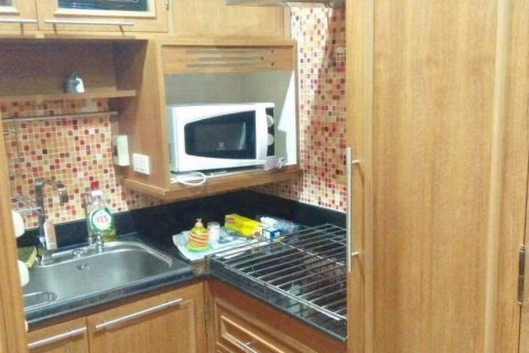 Studio dans le Condo à Bang Rak, Bangkok, Thaïlande  № 136259 - photo 6