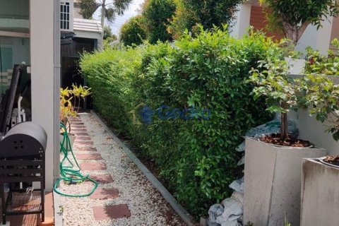 House in Pattaya, Thailand 3 bedrooms № 196790 - photo 13