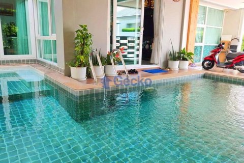 House in Pattaya, Thailand 3 bedrooms № 196790 - photo 3
