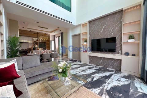 House in Pattaya, Thailand 4 bedrooms № 196787 - photo 26