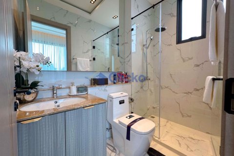 House in Pattaya, Thailand 4 bedrooms № 196787 - photo 10