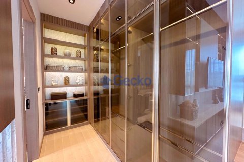 House in Pattaya, Thailand 4 bedrooms № 196787 - photo 22