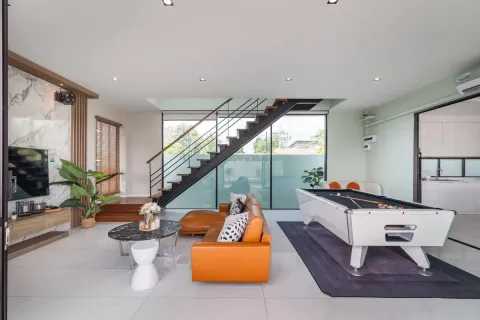 Casa de 4 dormitorios en Pattaya, Tailandia № 210478 - foto 5