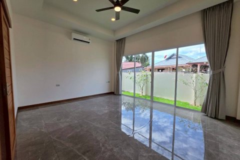 House in Pattaya, Thailand 3 bedrooms № 144465 - photo 12