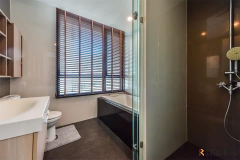 Condo à Bangkok, Thaïlande, 3 chambres № 187042 - photo 8