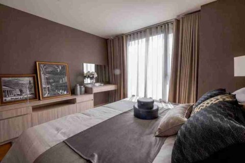 Condo in Bangkok, Thailand, 2 bedrooms  № 183720 - photo 20