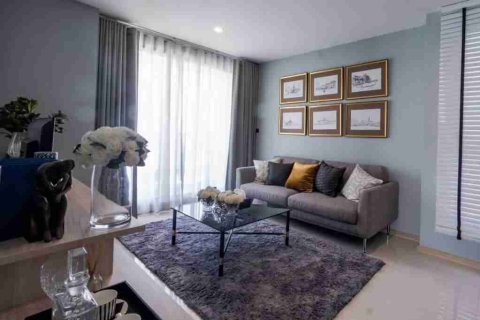 Condo in Bangkok, Thailand, 2 bedrooms  № 183720 - photo 23