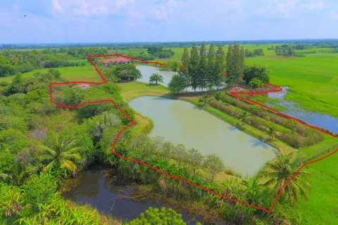 House in Nakhon Ratchasima, Thailand 4 bedrooms № 145634 - photo 8