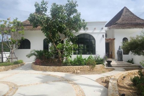 Villa à Hua Hin, Thaïlande 5 chambres № 147806 - photo 13