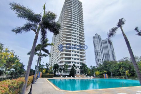 Condo in Pattaya, Thailand, 2 bedrooms  № 196931