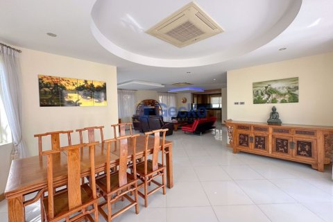 บ้านในพัทยา, ประเทศไทย 4 ห้องนอน № 196928 - รูปถ่าย 9