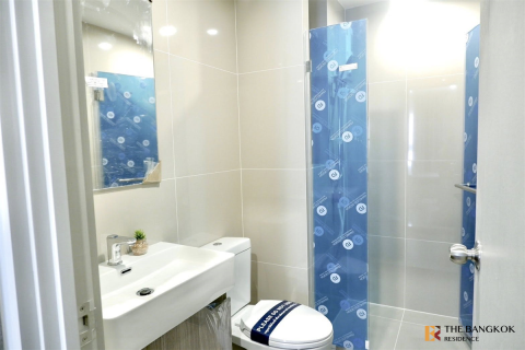 Condo in Bangkok, Thailand, 1 bedroom  № 208573 - photo 8