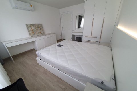 Кондоминиум с 2 спальнями в Бангкоке, Таиланд № 143301 - фото 15