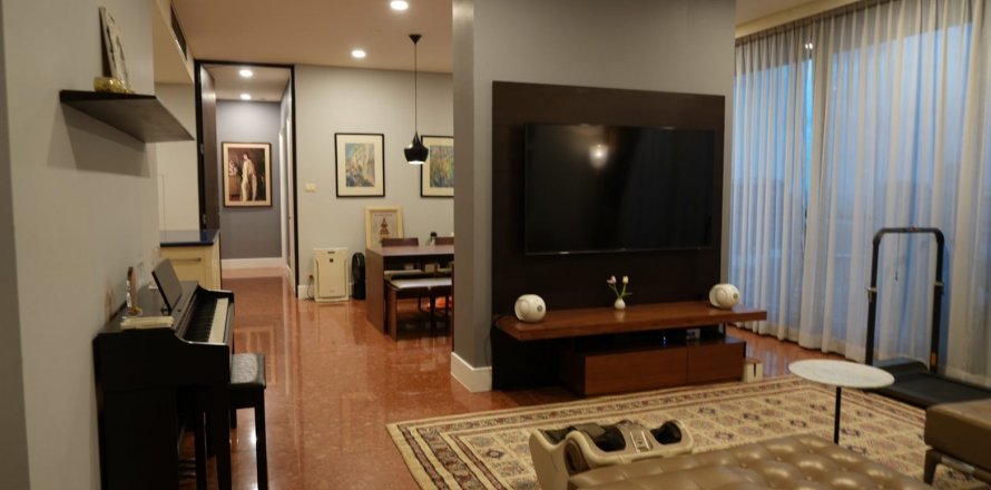 Condo in Bangkok, Thailand, 3 bedrooms  № 143300