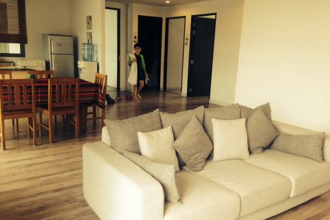 Кондоминиум с 3 спальнями в Пхракханонге, Бангкок, Таиланд № 143303 - фото 1