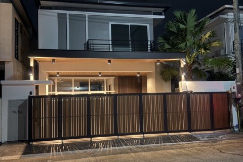 House in Phuket, Thailand 3 bedrooms № 160811