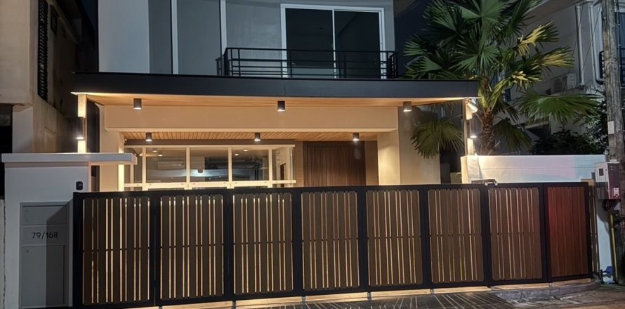 House in Phuket, Thailand 3 bedrooms № 160811