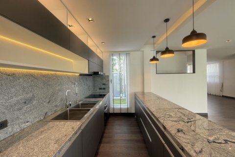 House in Phuket, Thailand 3 bedrooms № 160811 - photo 13