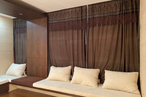 Кондоминиум с 3 спальнями в Кхлонг Сане, Бангкок, Таиланд № 151397 - фото 17