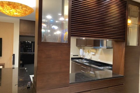 Кондоминиум с 3 спальнями в Кхлонг Сане, Бангкок, Таиланд № 151397 - фото 3