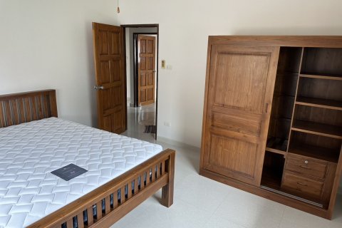 House in Pattaya, Thailand 4 bedrooms № 151398 - photo 21