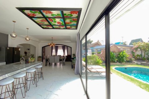 House in Phuket, Thailand 4 bedrooms № 140574 - photo 19