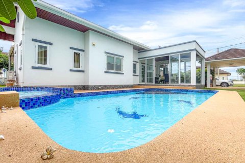 Villa in Hua Hin, Thailand 3 bedrooms № 222135
