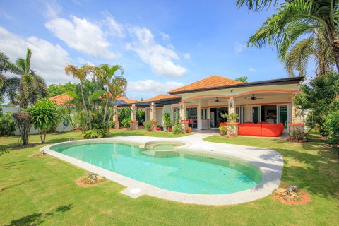 Villa in Hua Hin, Thailand 3 Schlafzimmer № 222136 - Foto 5