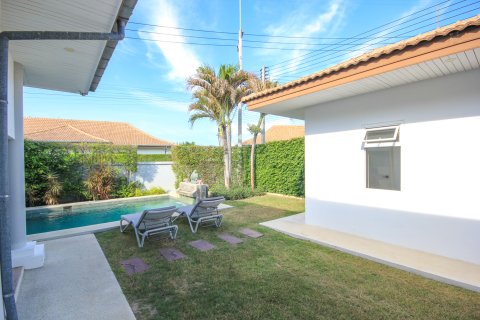Villa in Hua Hin, Thailand 4 Schlafzimmer № 222140 - Foto 16